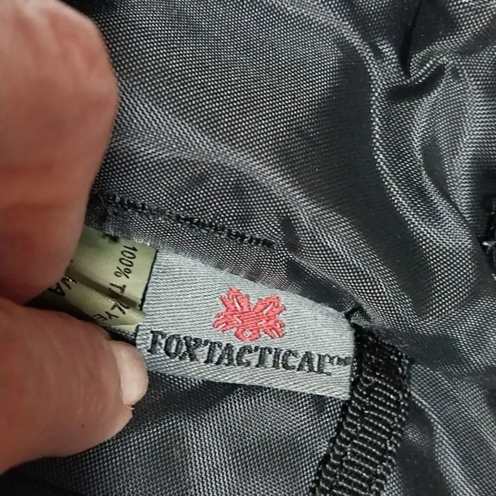 Fox Tactical Compact EDC Sling Bag...EUC - Picture 2 of 5